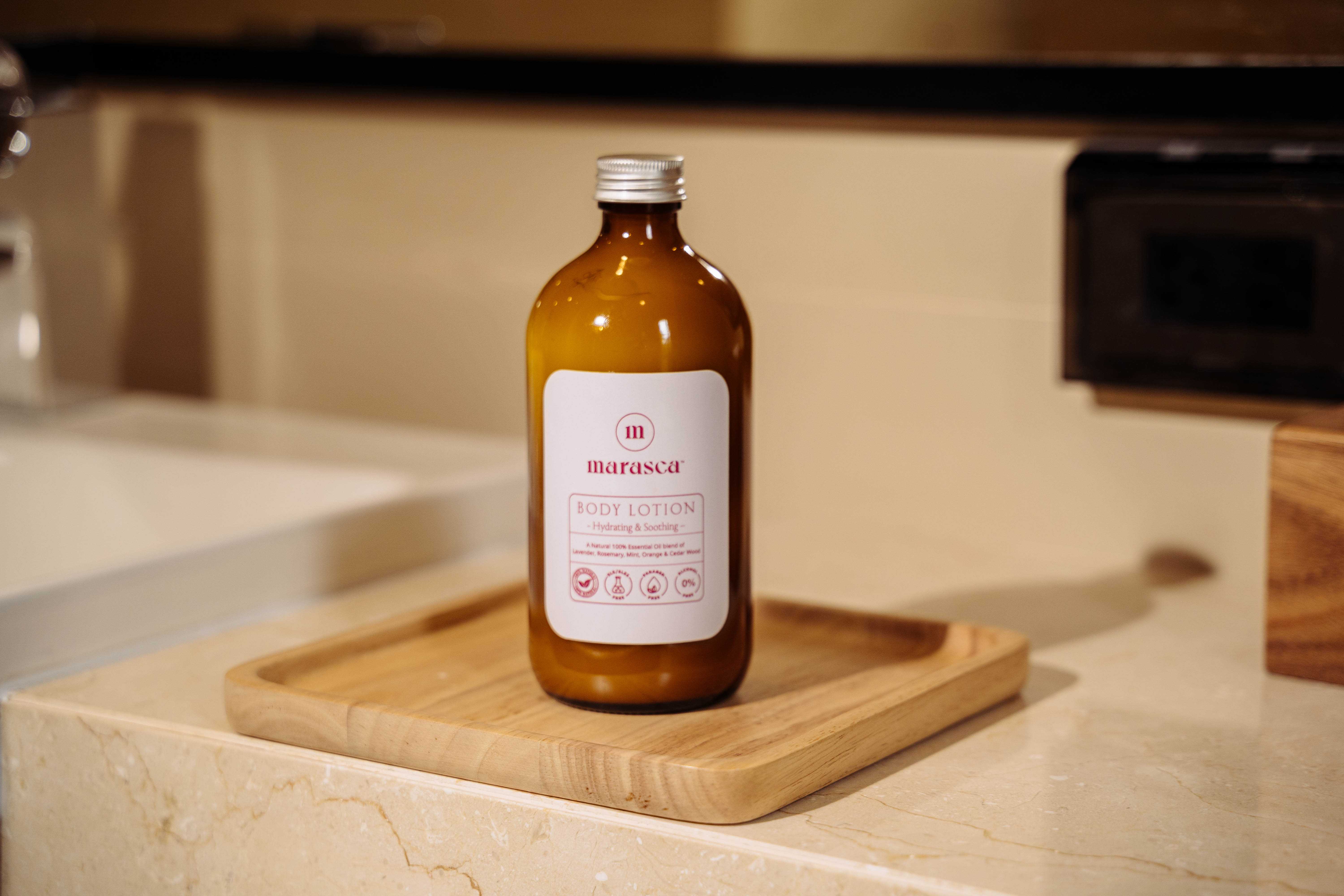 โลชั่นบำรุงผิว มาราสก้า ขนาด 500 มล. (ขวดแบบเติม) Marasca Body Lotion 500 ml. (Refill Bottle)