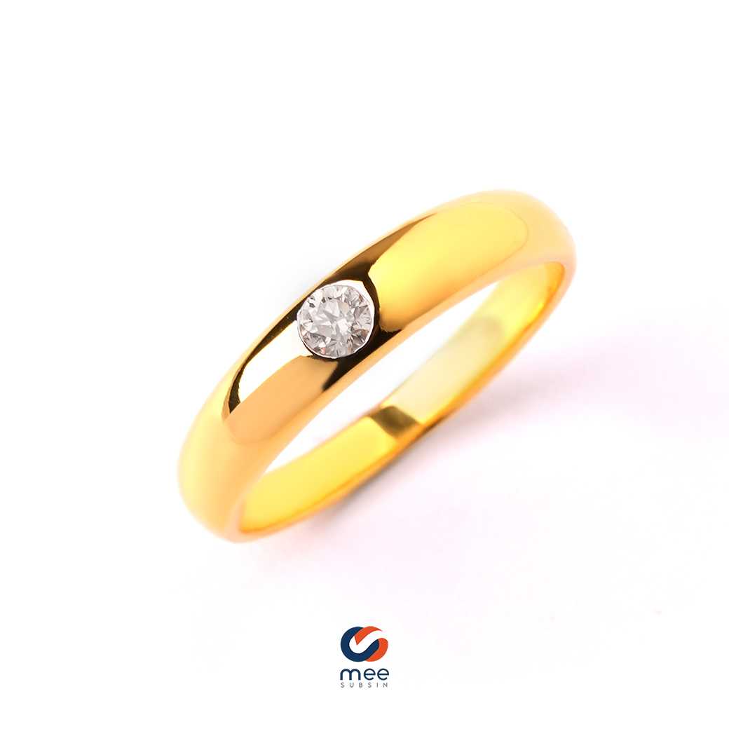 แหวนเพชรเดี่ยวปลอกมีด 0.10 กะรัต น้ำ 97 ตัวเรือนทองคำ 18k [RG230094]