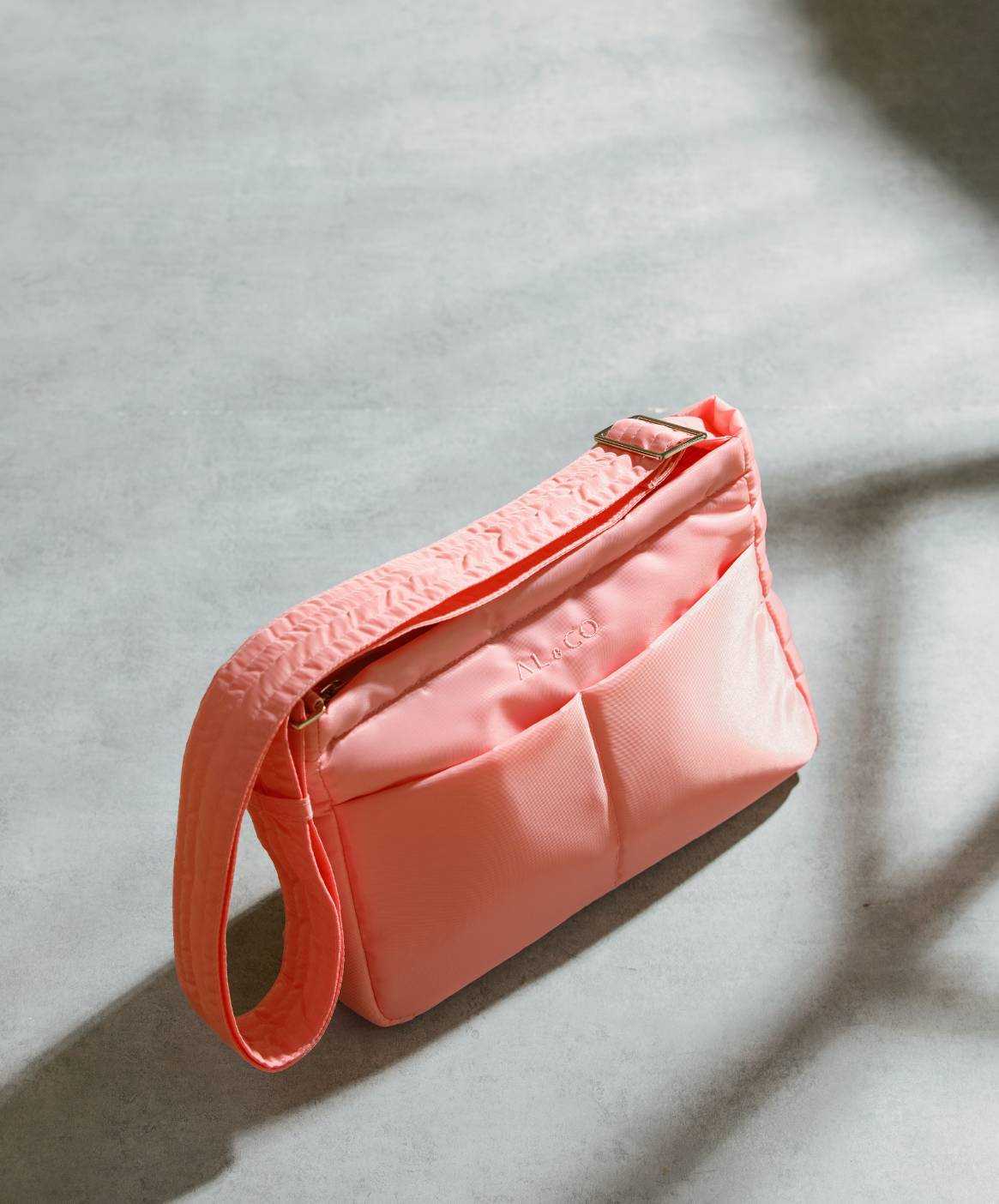 AL&CO | Nelly Nylon Flamingo Pink กระเป๋าสะพายไนลอนสีชมพู