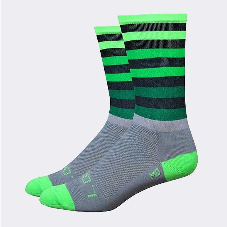 ถุงเท้ากีฬา จาก USA - FADE TO GREY 6Inch NEON GREEN