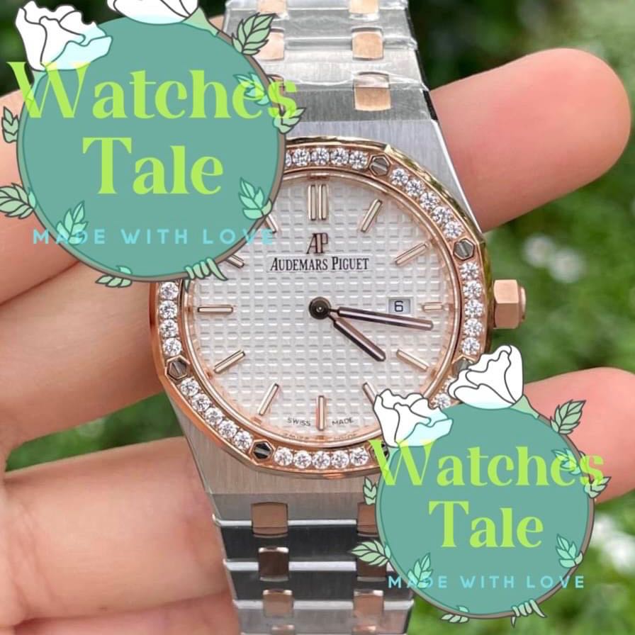 Audemars Piguet AP Ladies Royal Oak 33mm. REF.67652BC.ZZ.1262BC.01 Quartz