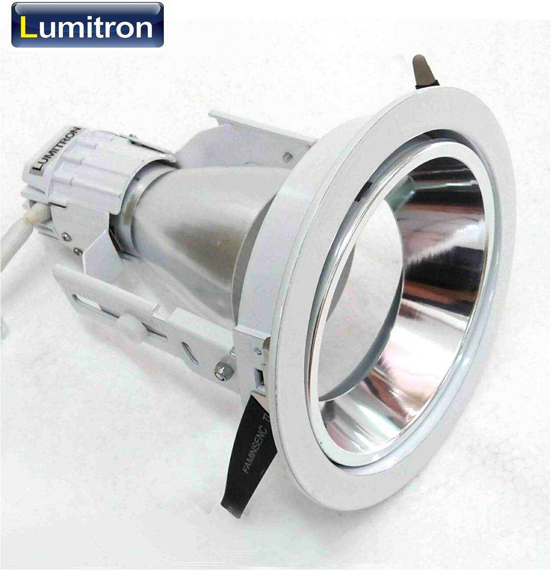โคมไฟดาวน์ไลท์ปรับมุมได้ # LMDL-146A ขั้ว E27 กว้าง 16ซม สูง 22ซม.โคมสีขาว ไม่รวมหลอด