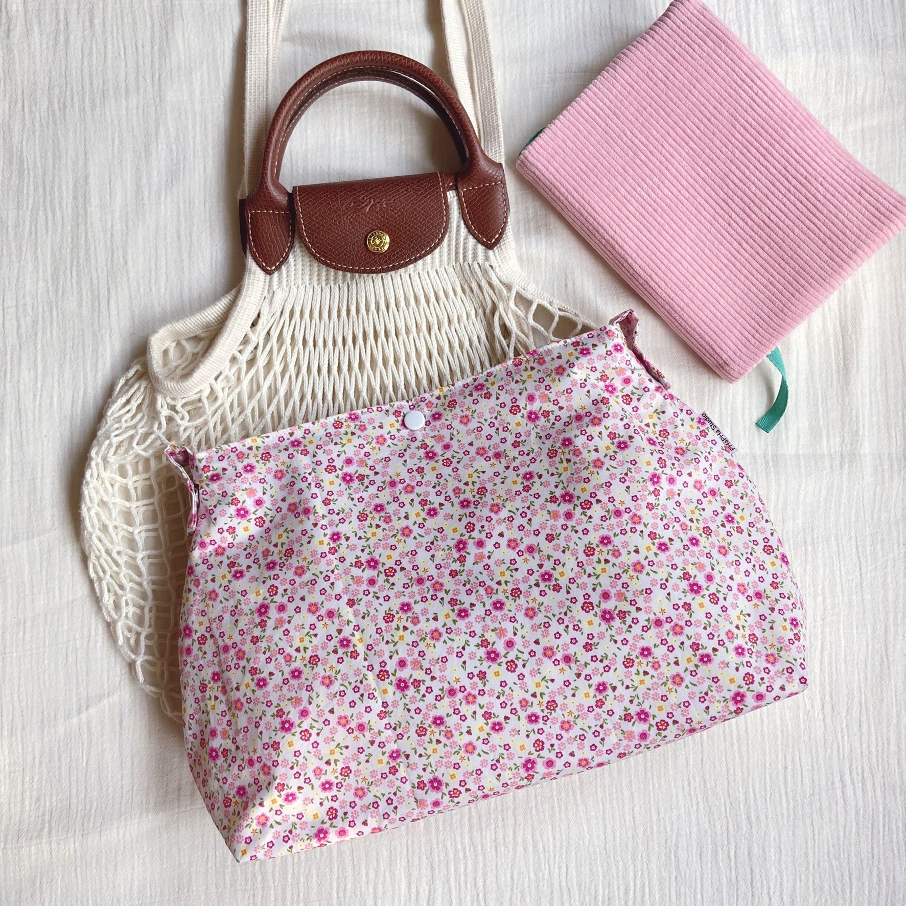 Bag in Bag กระเป๋าไส้ในไซส์ S ลายดอกชมพู🌸💕📌 พร้อมส่ง