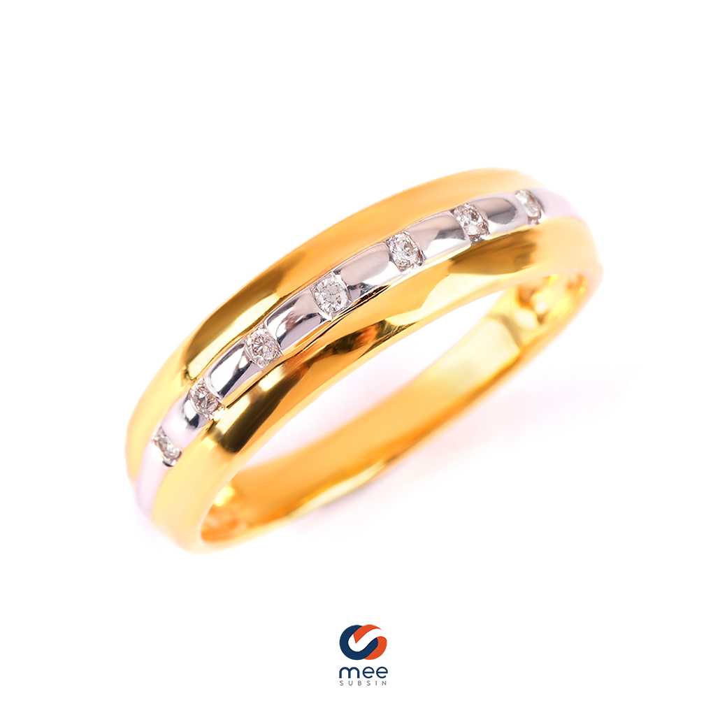 แหวนปลอกมีดเพชรแถว 0.07 กะรัต น้ำ 98 ตัวเรือนทองคำ 18k [RG230096]