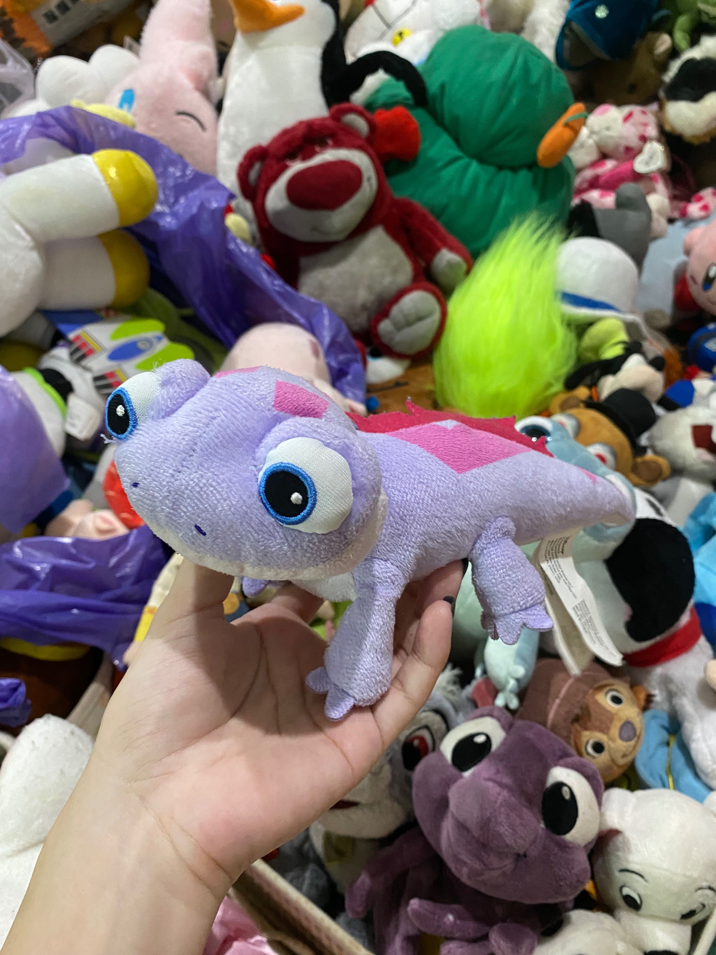 ตุ๊กตามือสอง กิ้งก่าบรูนี่ frozen ดิสนีย์