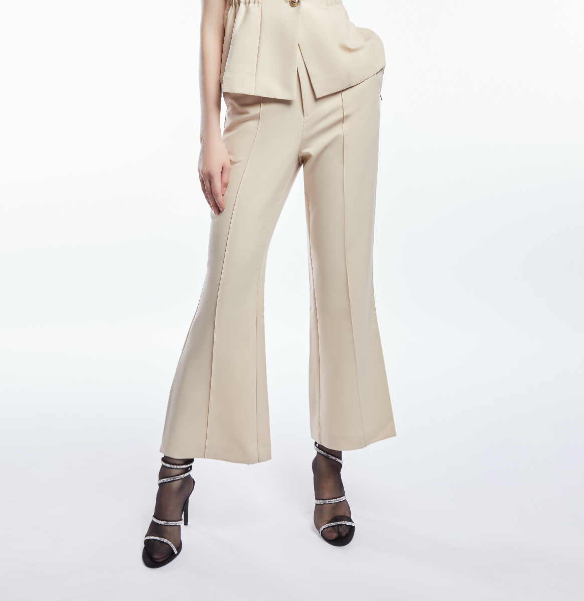 กางเกงขายาวทรงแฟลร์ | Fit and Flare Trousers | 06205