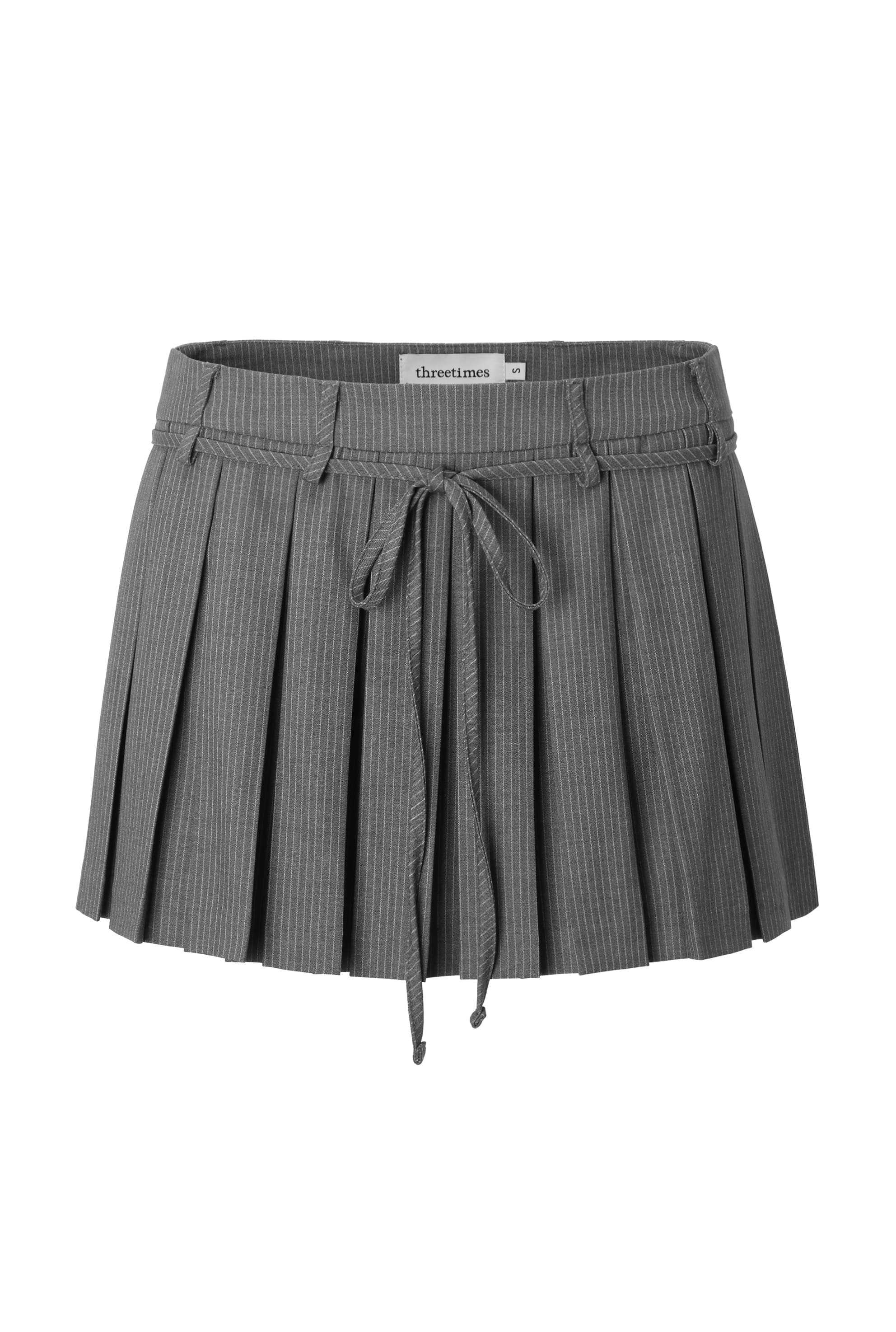 (pre,รวมส่ง) Cheery skirt /threetimes