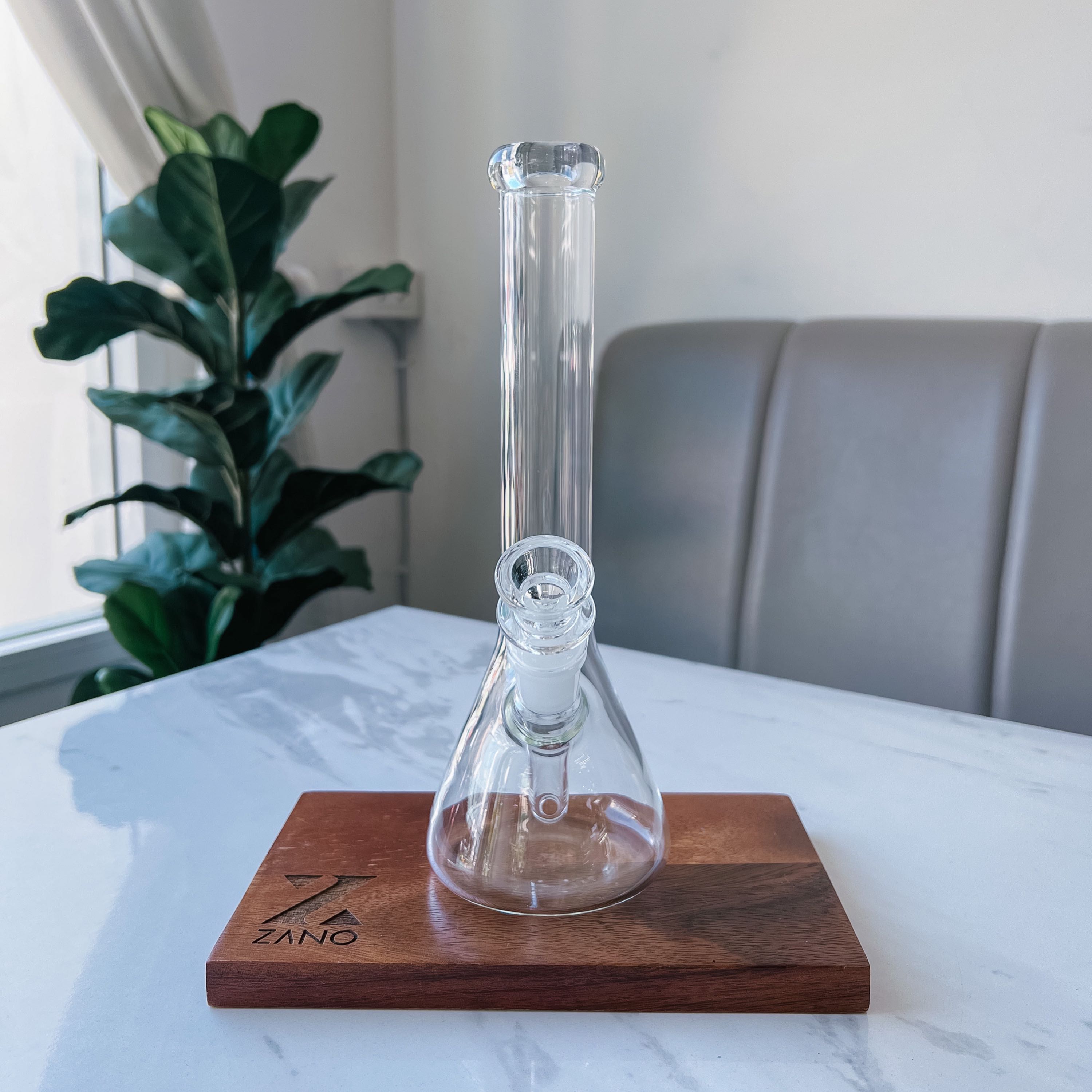 Clear Glass Beaker Bong with Ice Catcher l 25 cm