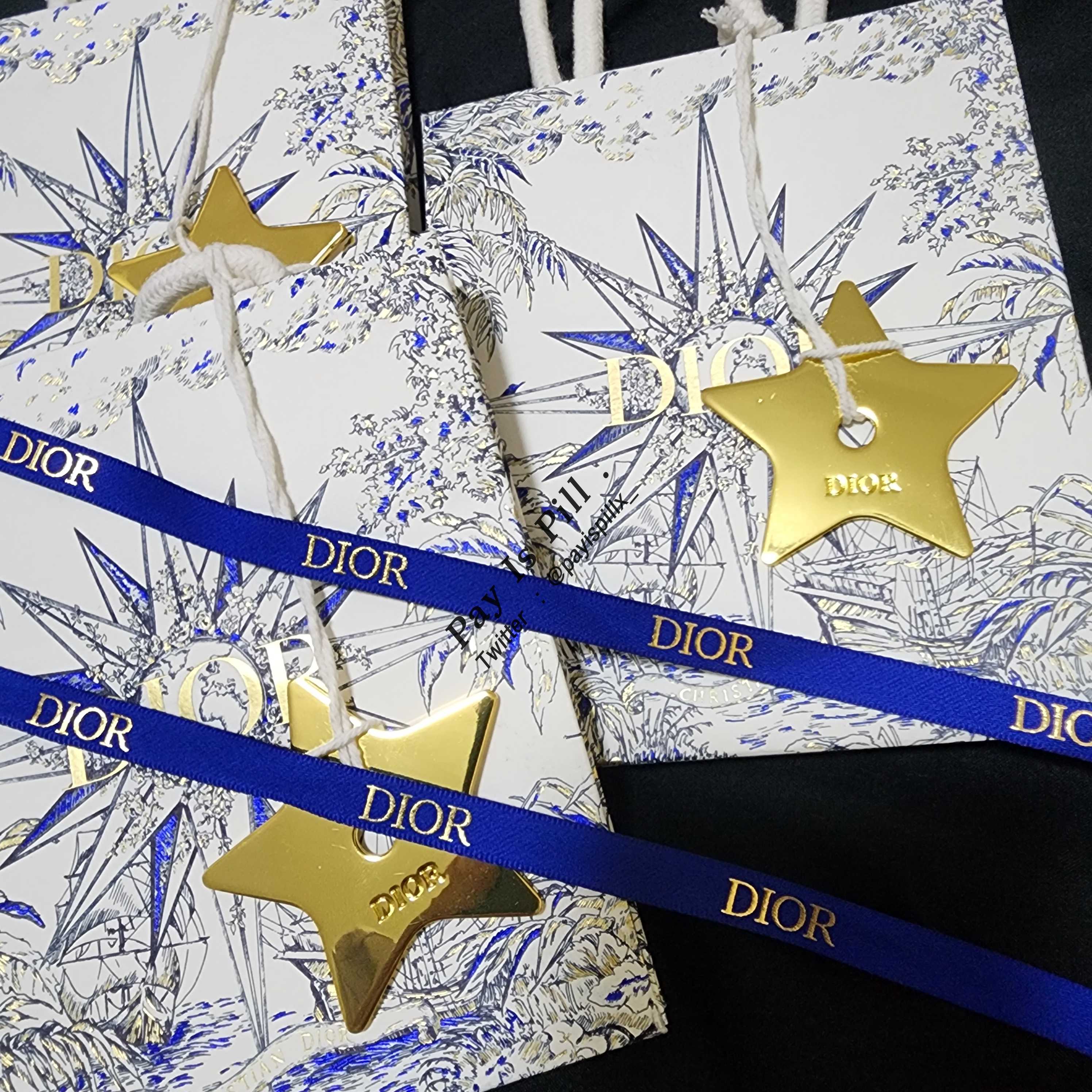 เซทถุงกระดาษ Dior Limited  ไซส์ S (5×6 นิ้ว) + ดาวทอง + ริบบิ้นน้ำเงินอักษรทองนูน