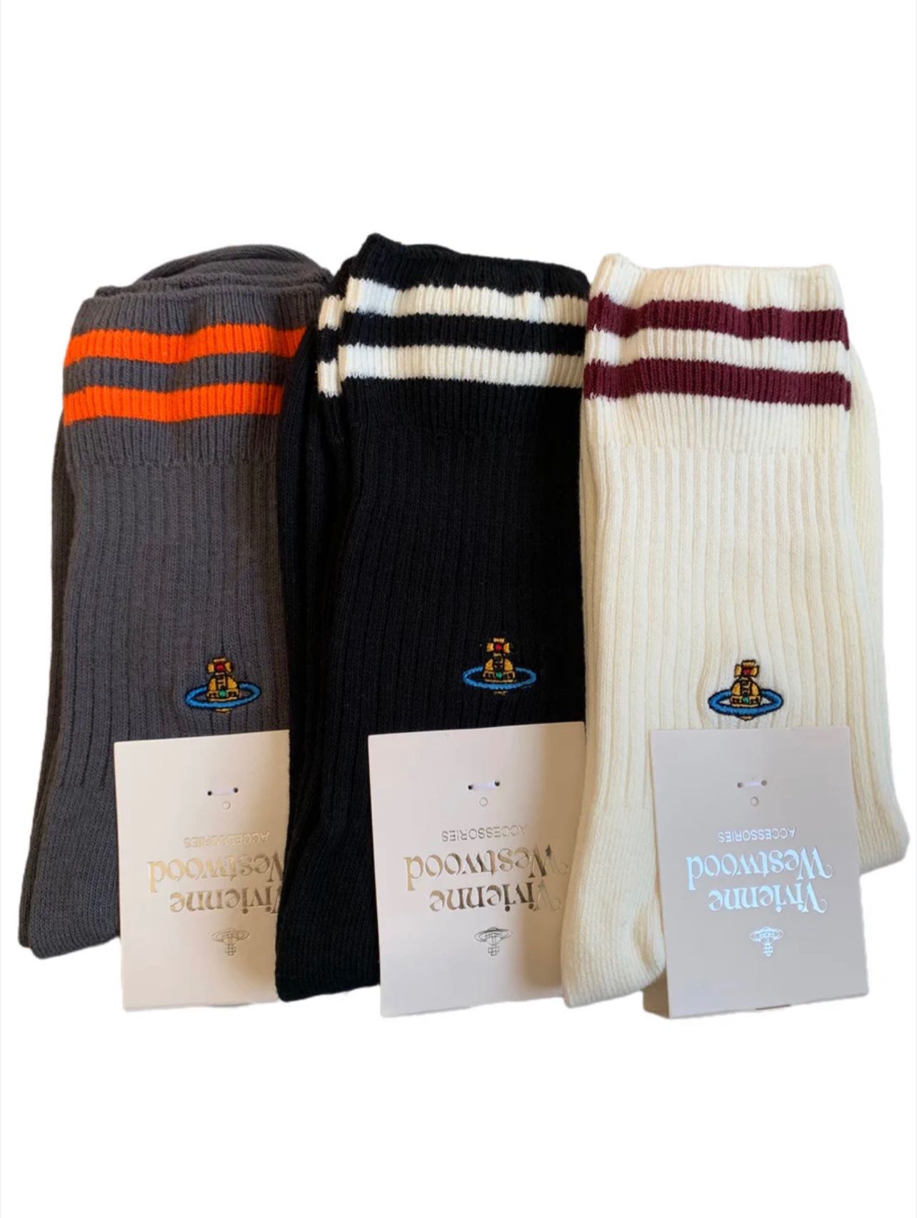 [PreOrder] Vivienne Westwood - ถุงเท้าข้อยาว #1