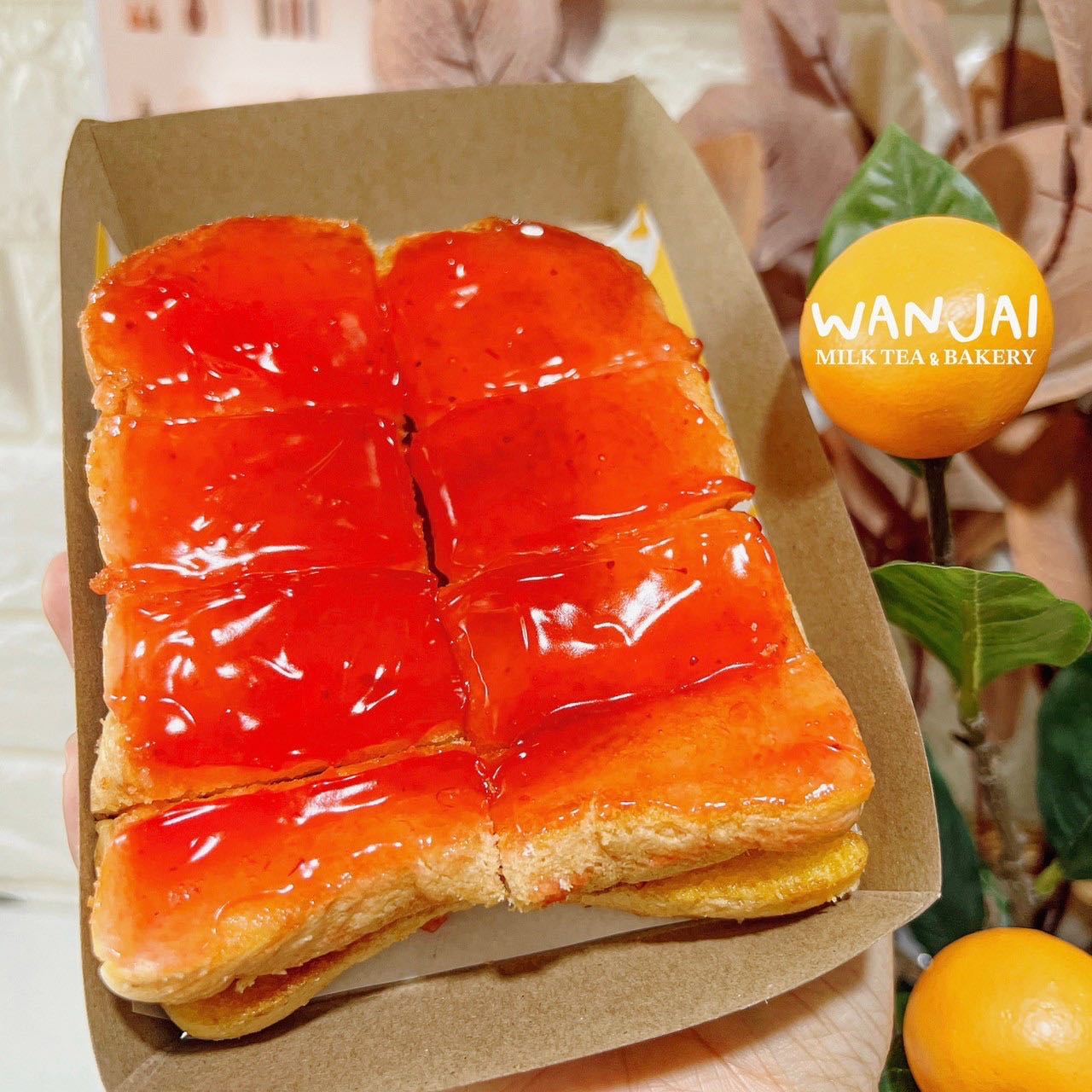 ขนมปังปิ้ง เเยมสตอเบอรี่ (2แผ่น)