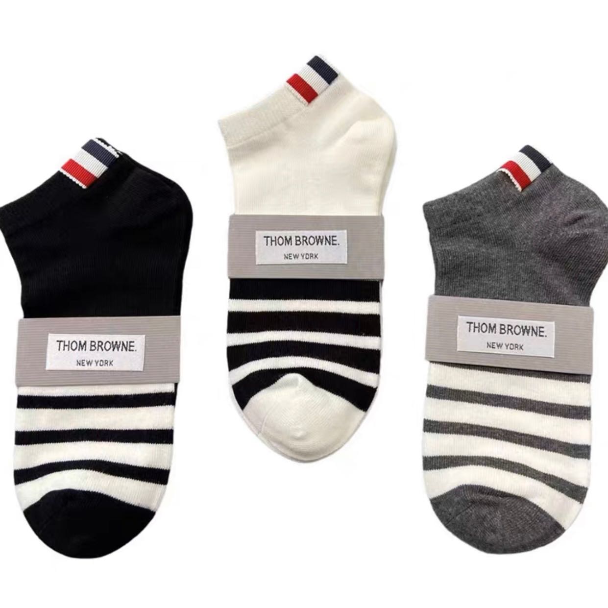 [PreOrder] Thom Browne - ถุงเท้าข้อสั้น / ยาว