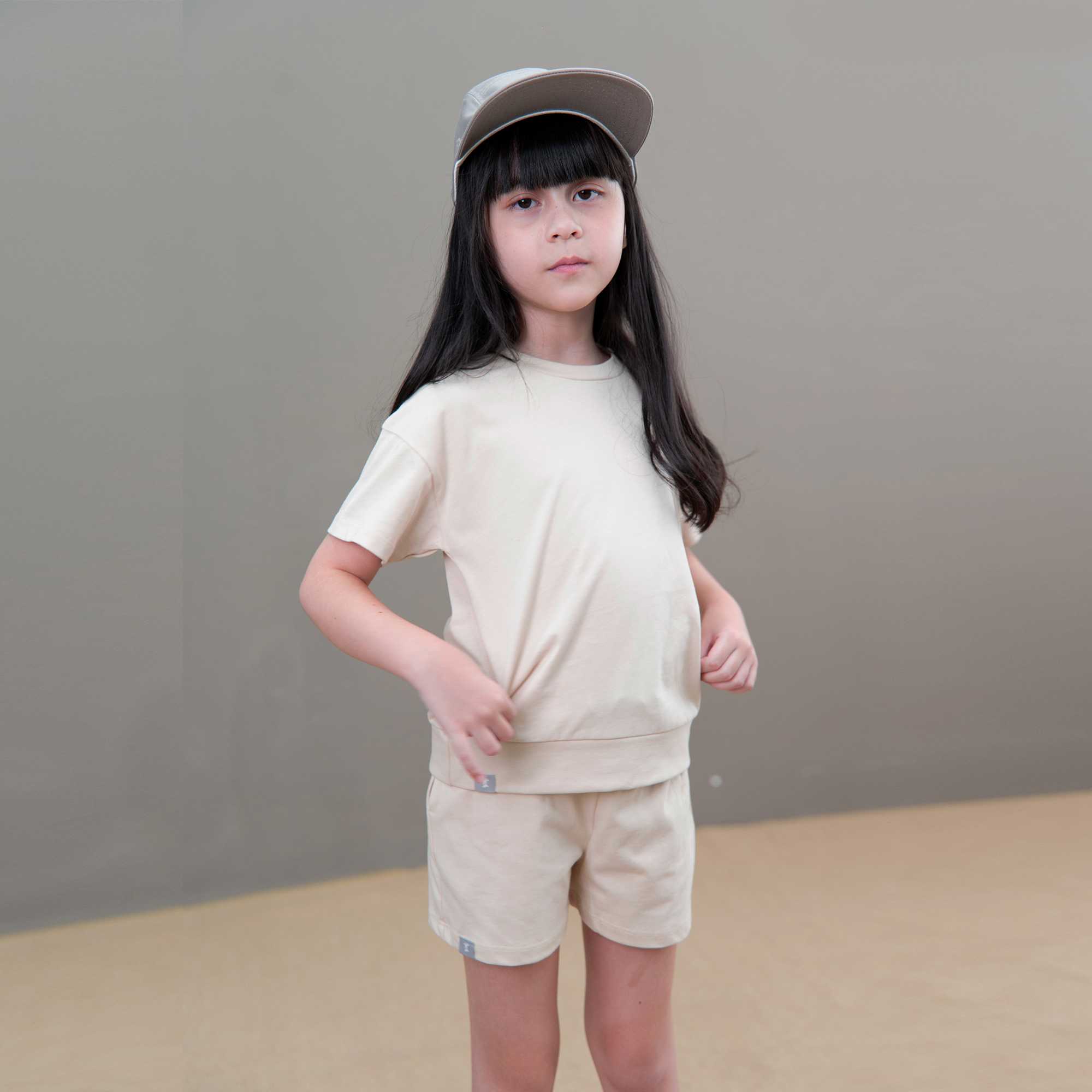 QueenCows Kids ชุดเซ็ต Gris JS (Cream)
