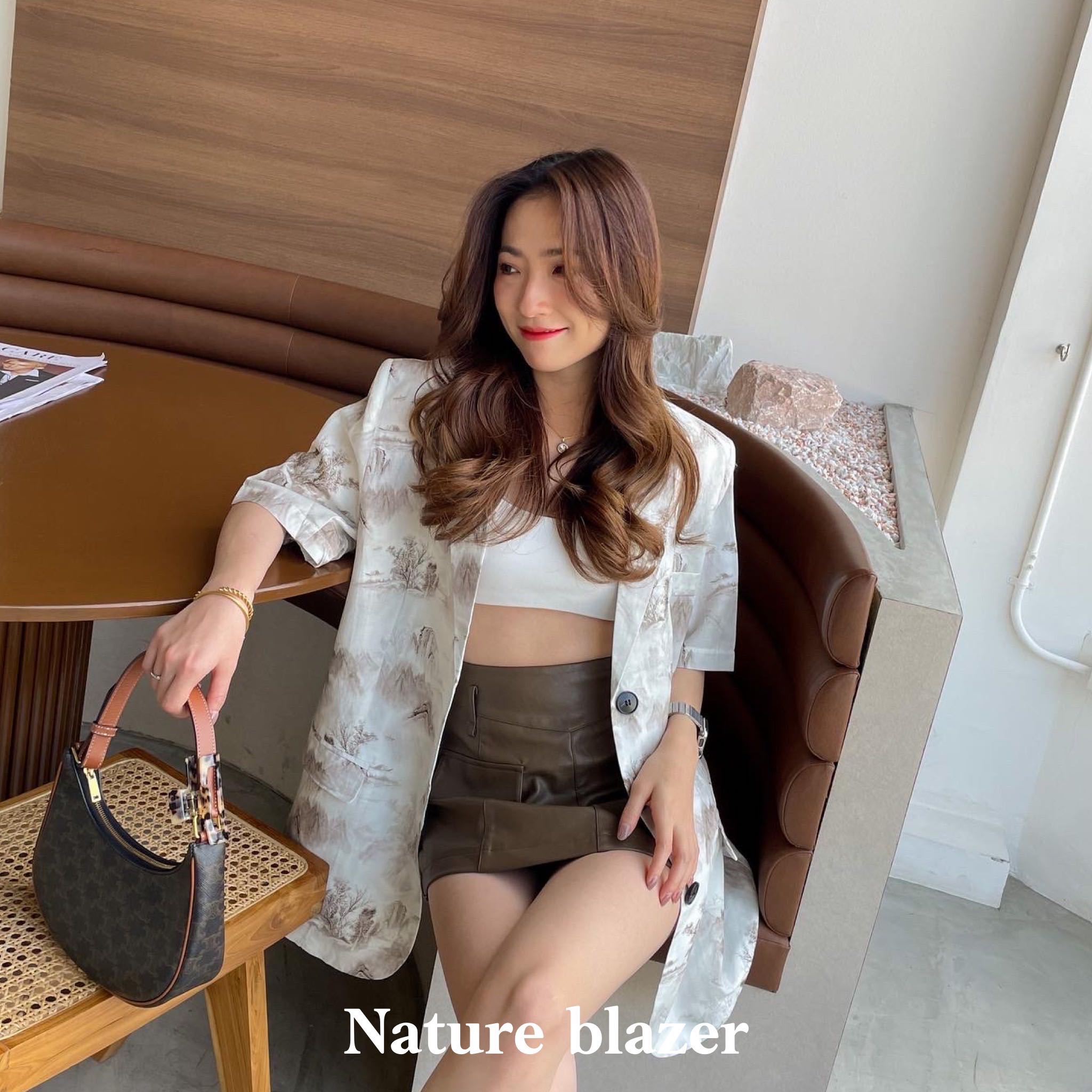 Nature blazer - เบลเซอร์แขนสั้นลายกราฟฟิค