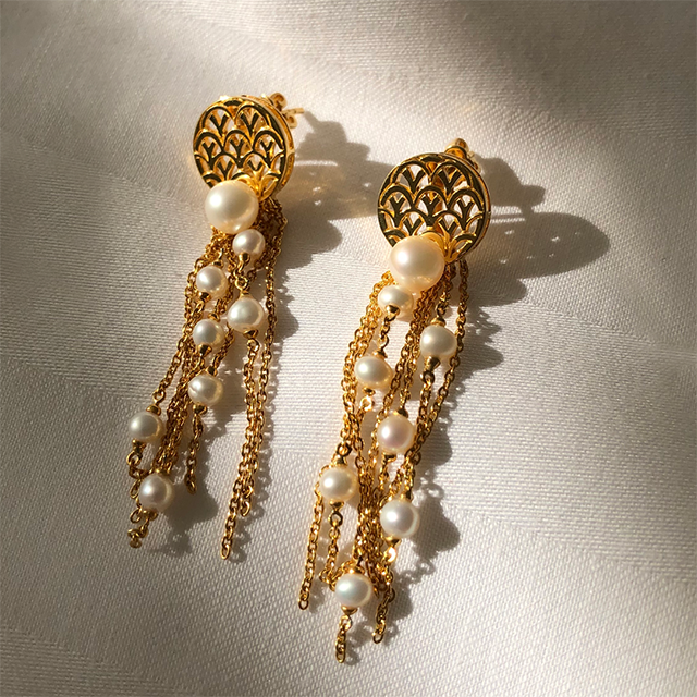 [Pre-order] Golden Ray of Sunshine Cascade Pearl Earrings