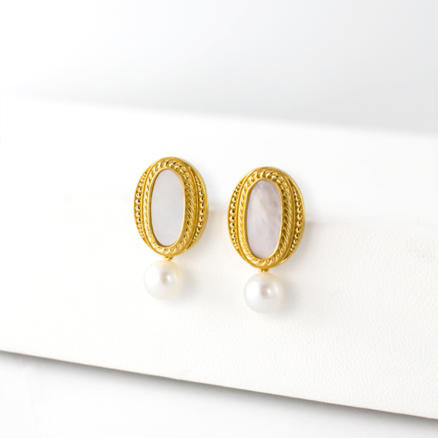 Riviera Olivia earrings