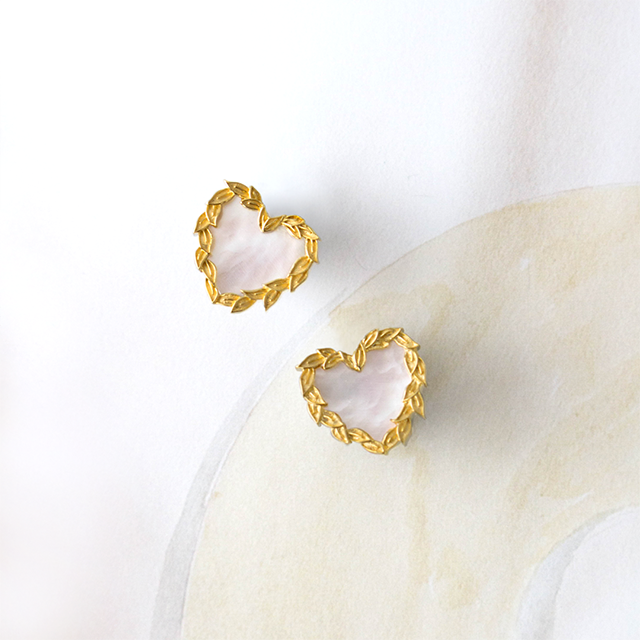 Riviera Sweetheart Mother of Pearl Earrings