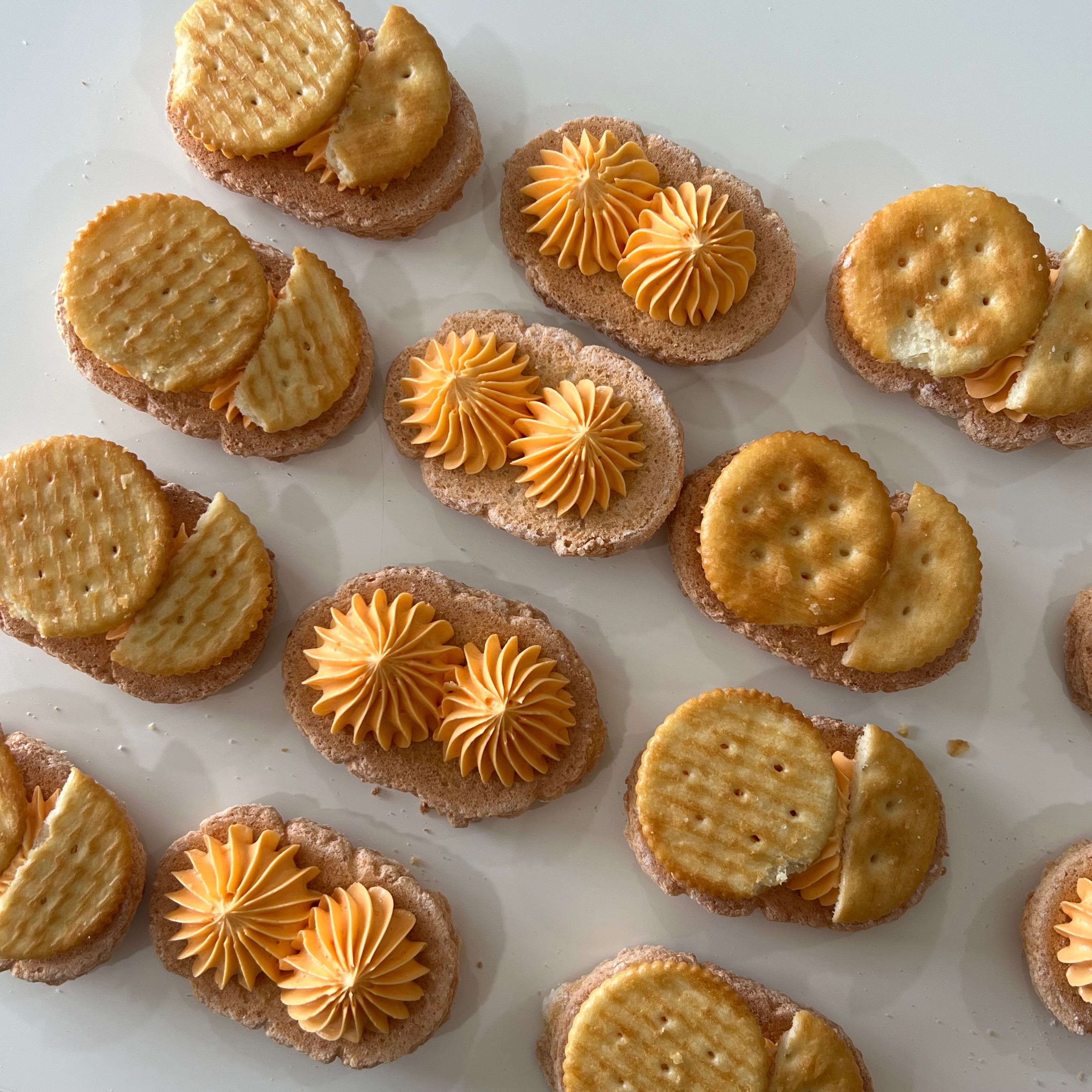 ดักกัวส์ เชดด้าชีส Cheddar Cheese Dacquiose