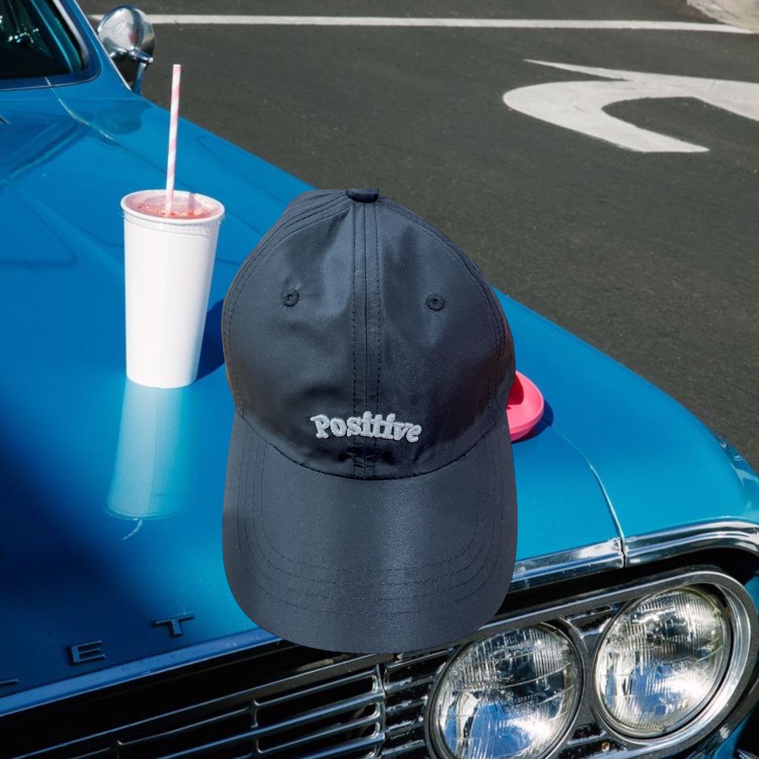 CAP Positive สีดำ