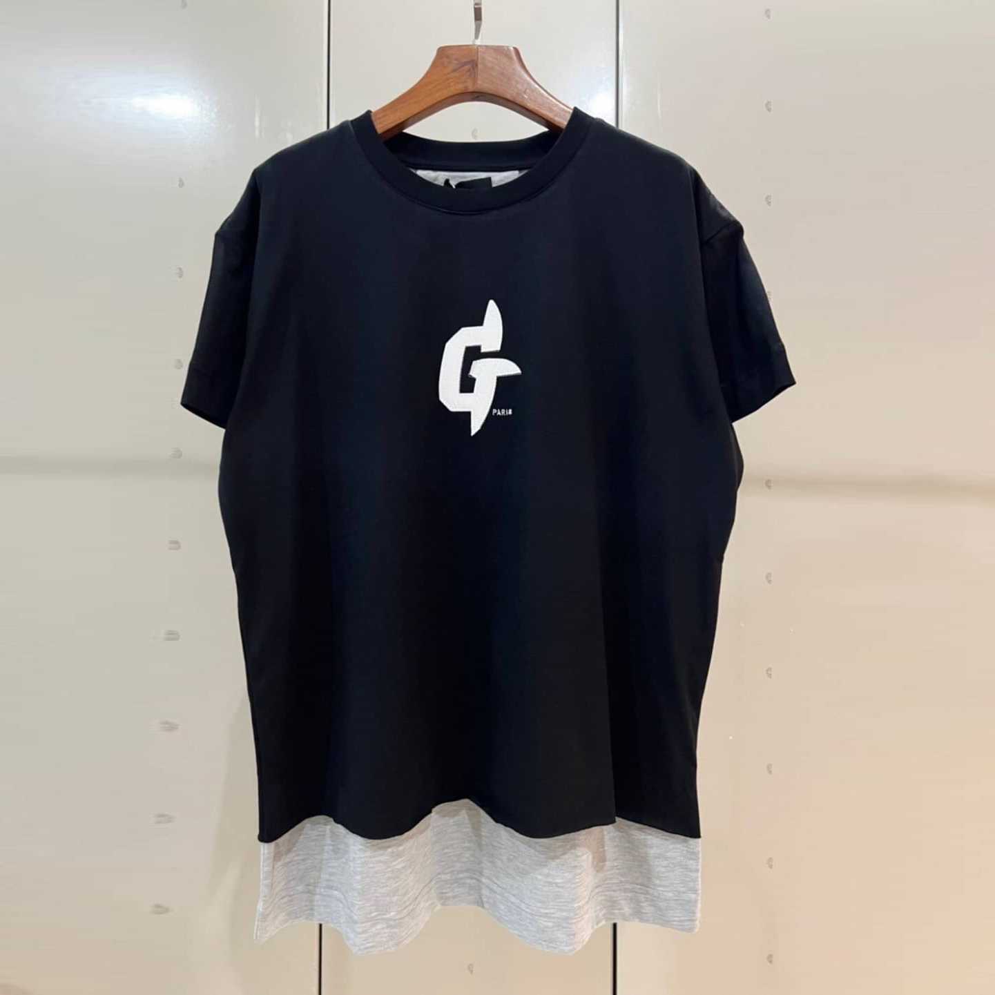 GIVENCHY GIANT G PRINTED TEE BLACK เสื้อยืดคอกลมแขนสั้น แบรนด์จิวองชี่