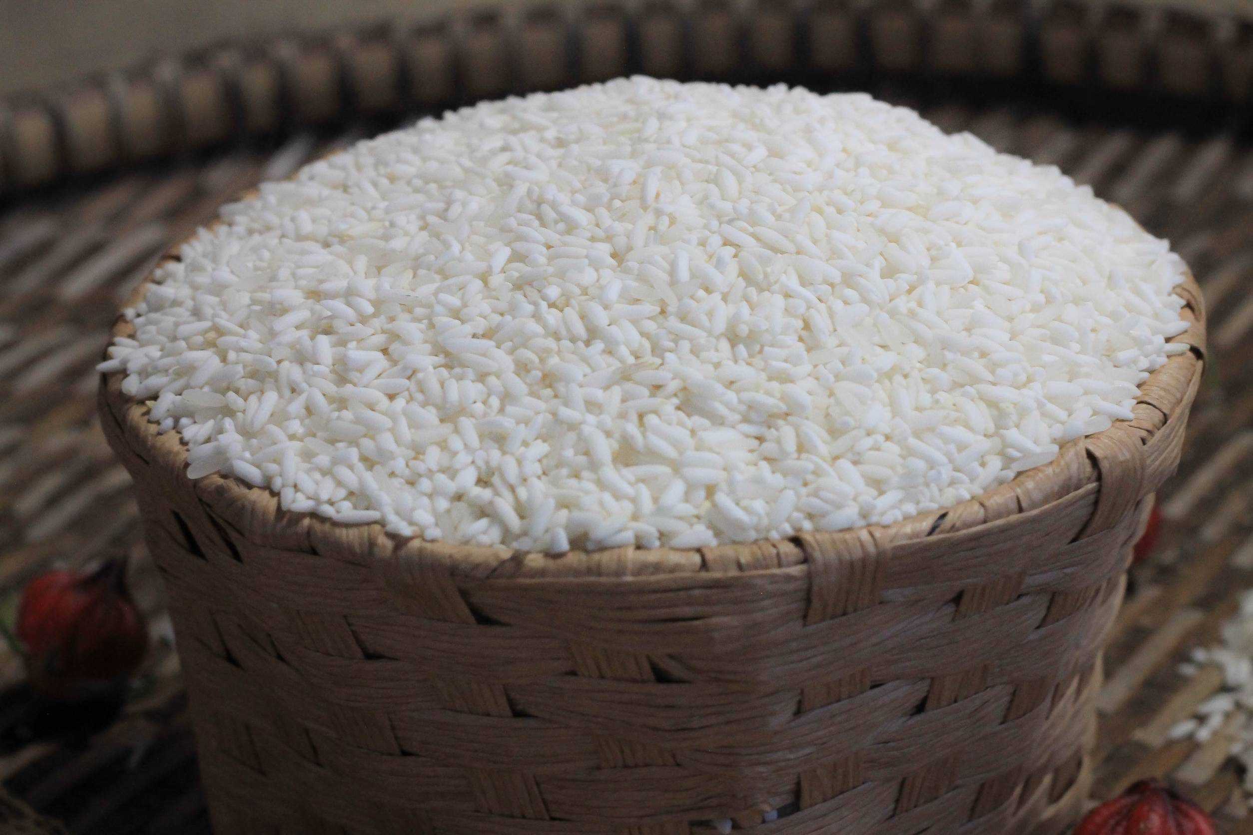 ข้าวสาร เหนียวเขี้ยวงู Sticky Rice