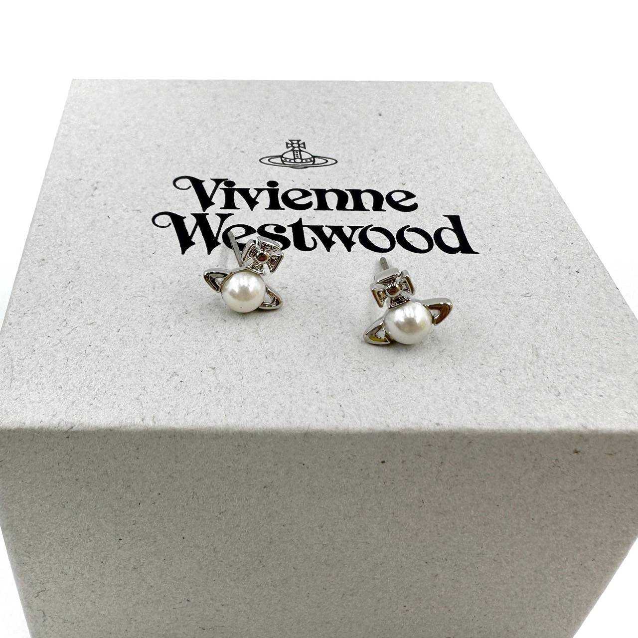 📌(ทักเชทก่อนสั่งซื้อ)   New Vivienne westwood  Earring 