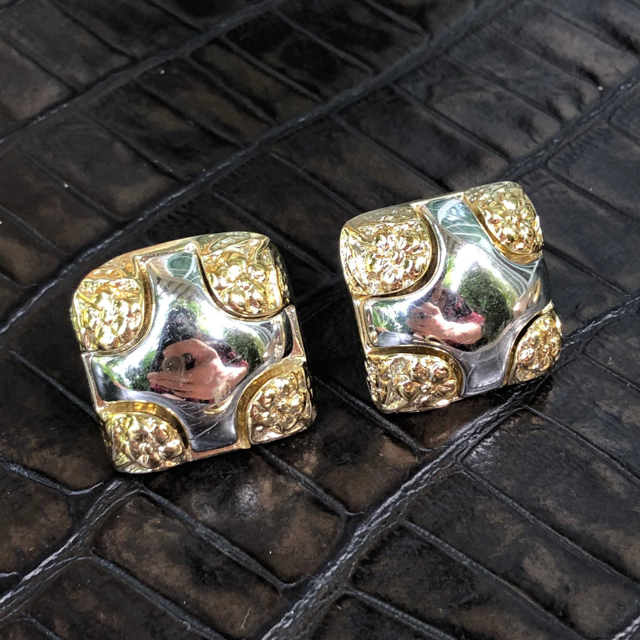 Vintage 2-tones Shinny Armor Clip-on Earring ⚔️⚜️🏛️ ต่างหูวินเทจสวยอลังเท่สุดๆ
