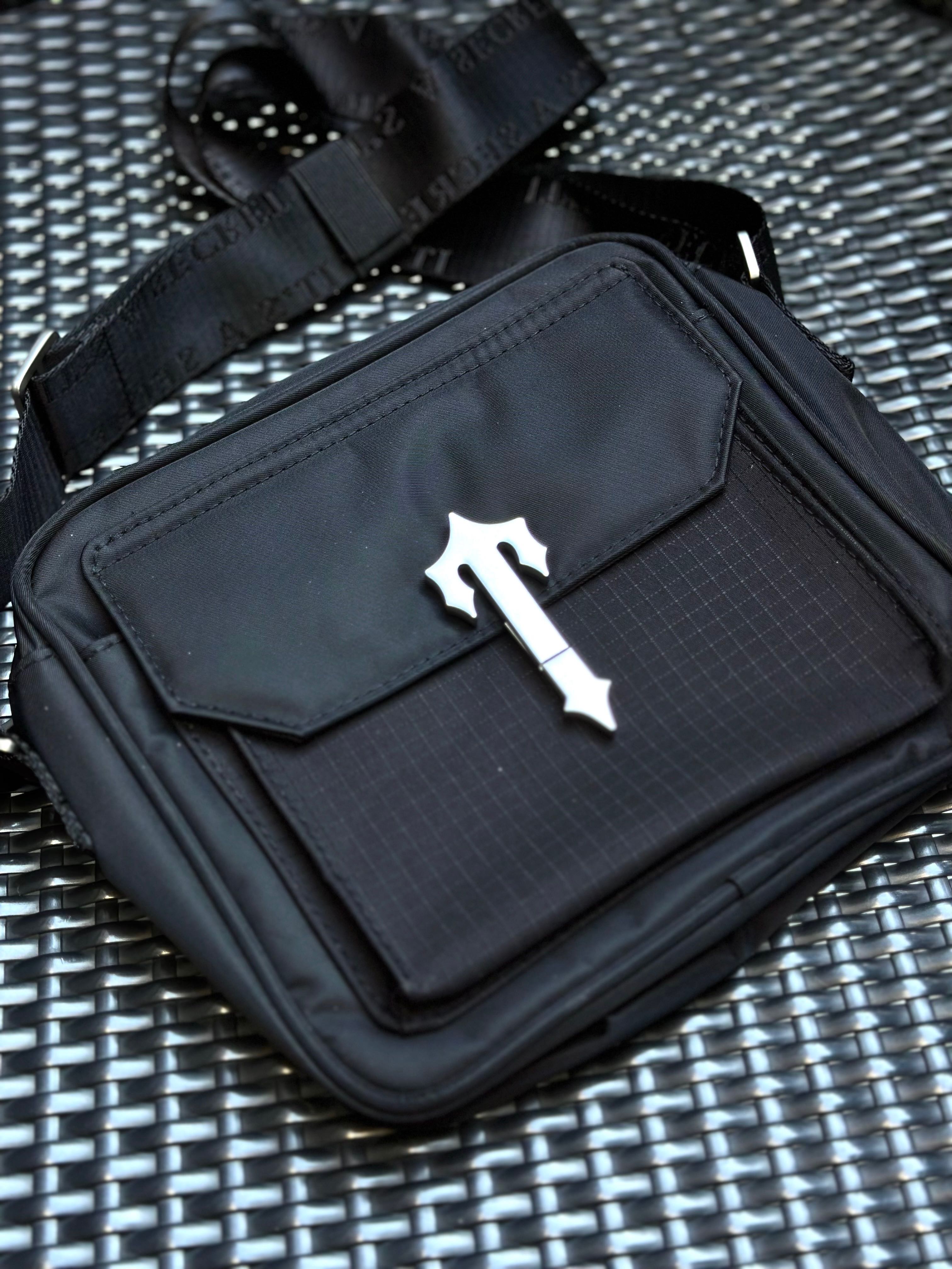 Trapstar London - Fracture 2.0 Irongate T bag | LINE SHOPPING