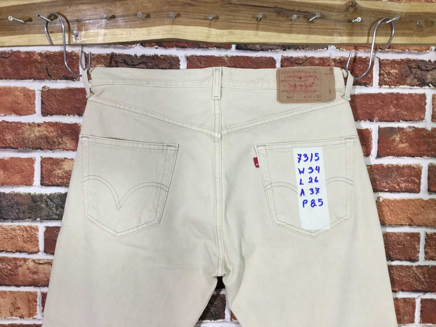 รหัส7315 Levi's501R  Made in Columbia สีครีม เลขกระดุม652 วัดจริง เอว34