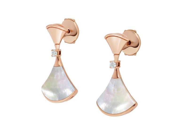 ต่างหู pearl ทรงพัด ตัวเรือนสี rose gold
