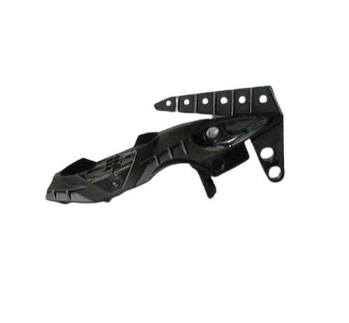 Black Bionicle Visorak Head with 7 Pin Holes and Axle Hole (Oohnorak)
