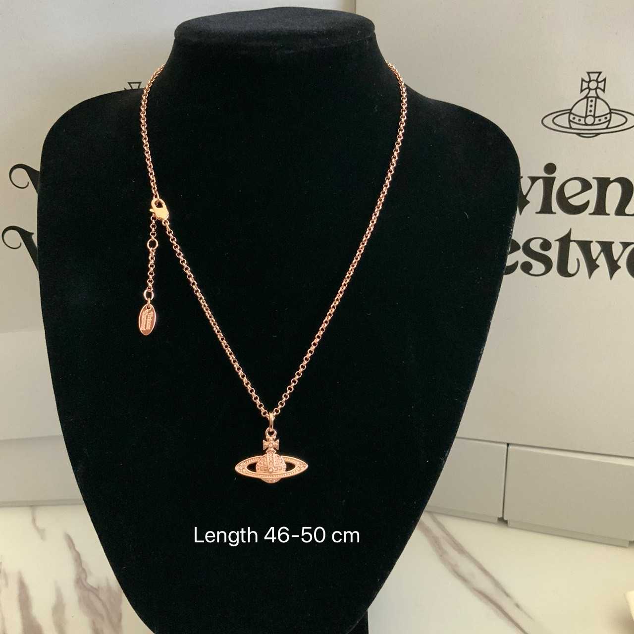 New vivienne westwood ne​cklace  Pink​​gold📌(ทักเชทก่อนสั่งซื้อ) 