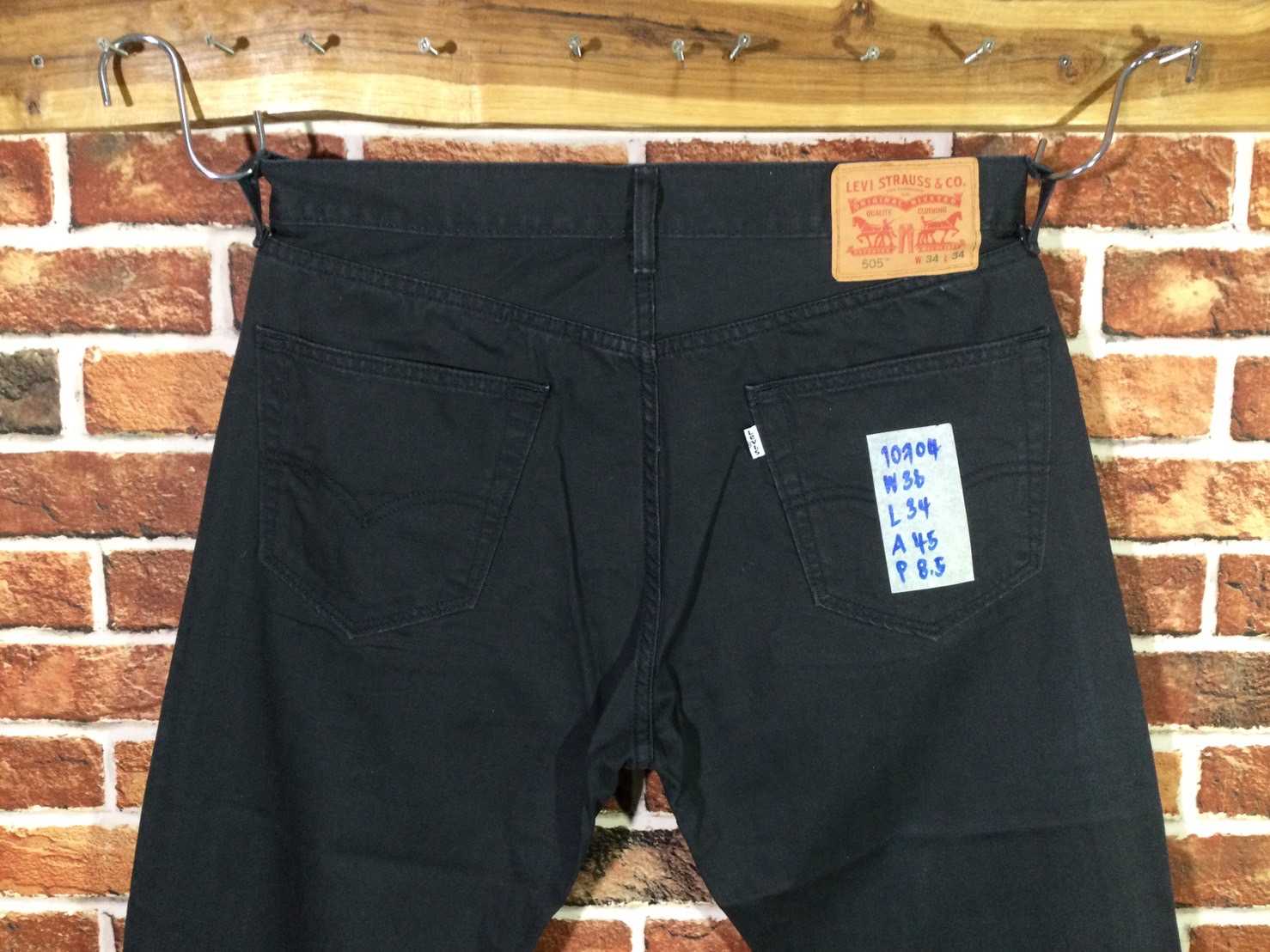 รหัส10704 Levi's505 (สีดำ) Made in Cambodia เลขกระดุม3460 วัดจริง เอว36