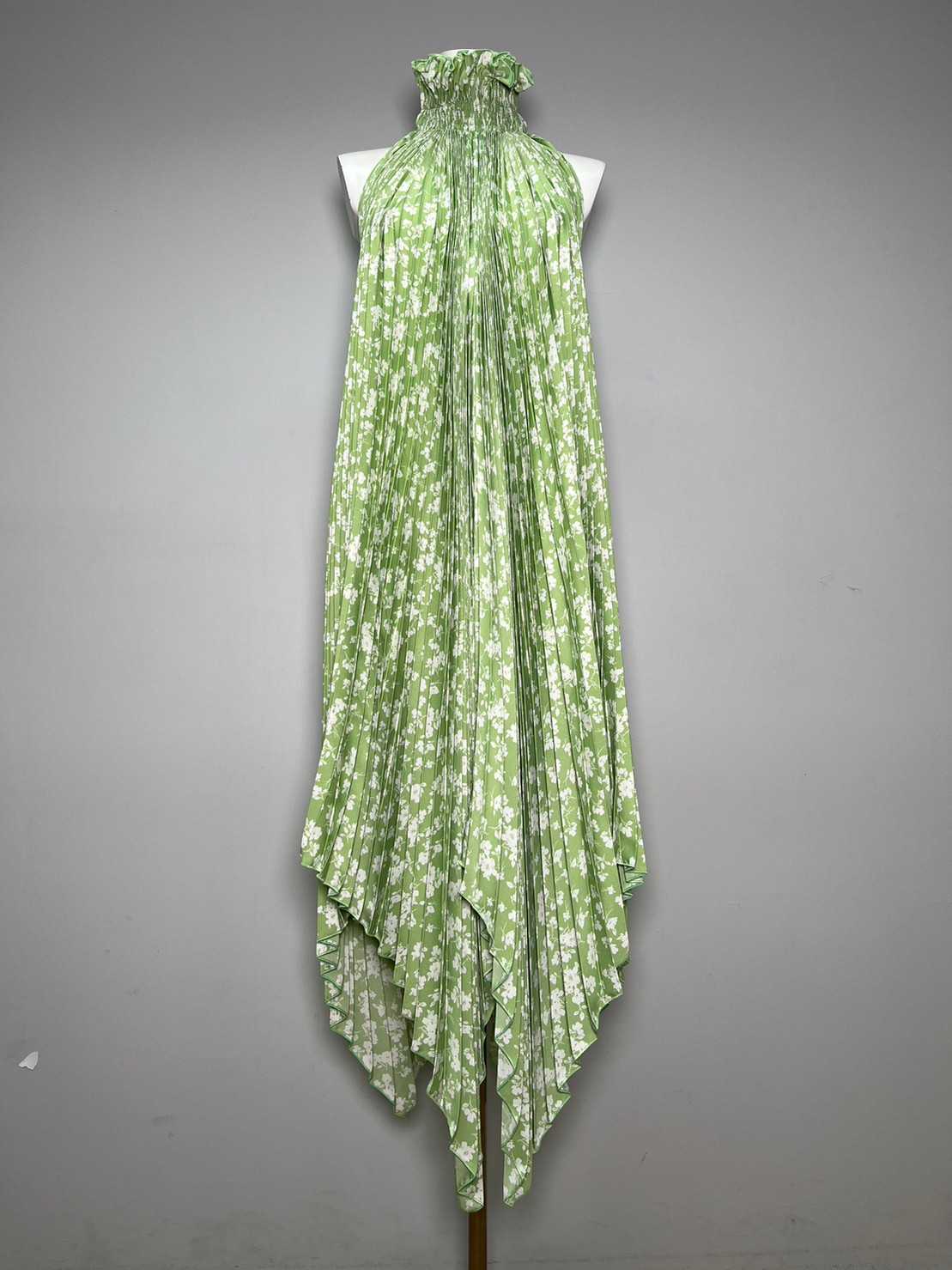 Ruffle neck open back dress - Mint Floral
