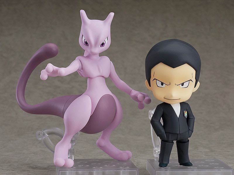 Nendoroid Giovanni & Mewtwo
