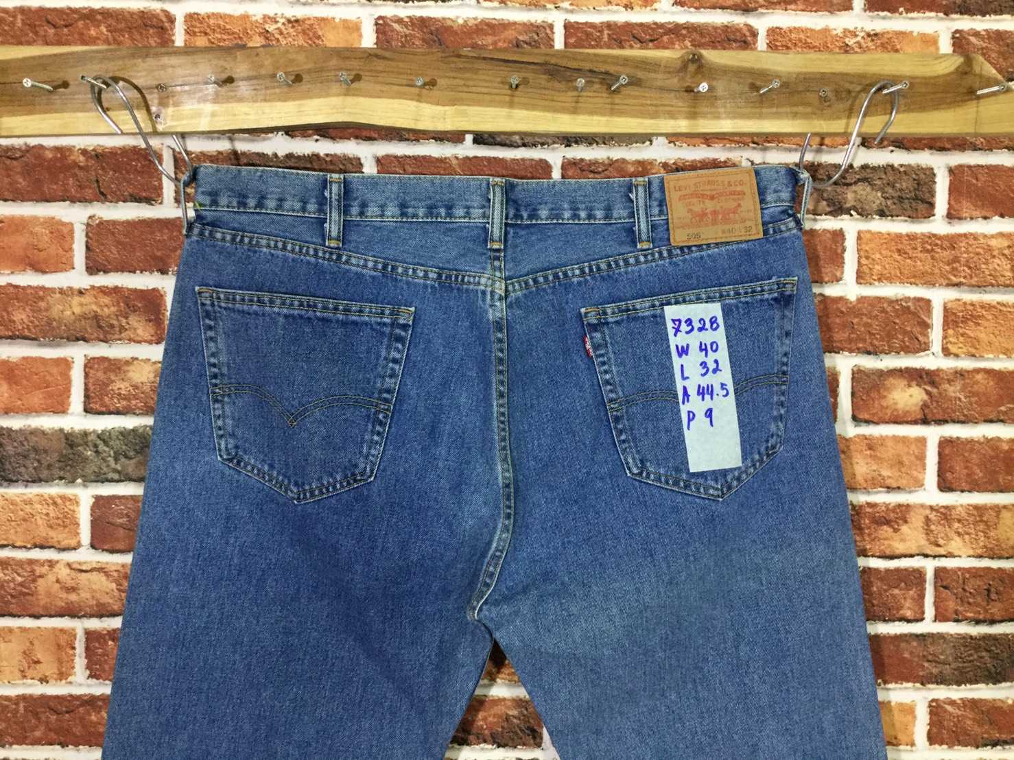 รหัส7328 Levi's505  Made in Mexico เลขกระดุม4002 วัดจริง เอว40