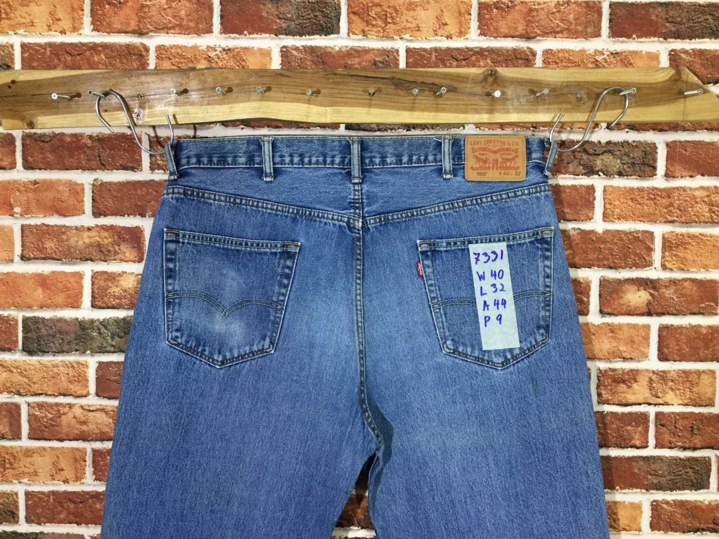 รหัส7331 Levi's550  Made in Egypt  เลขกระดุม วัดจริง เอว40