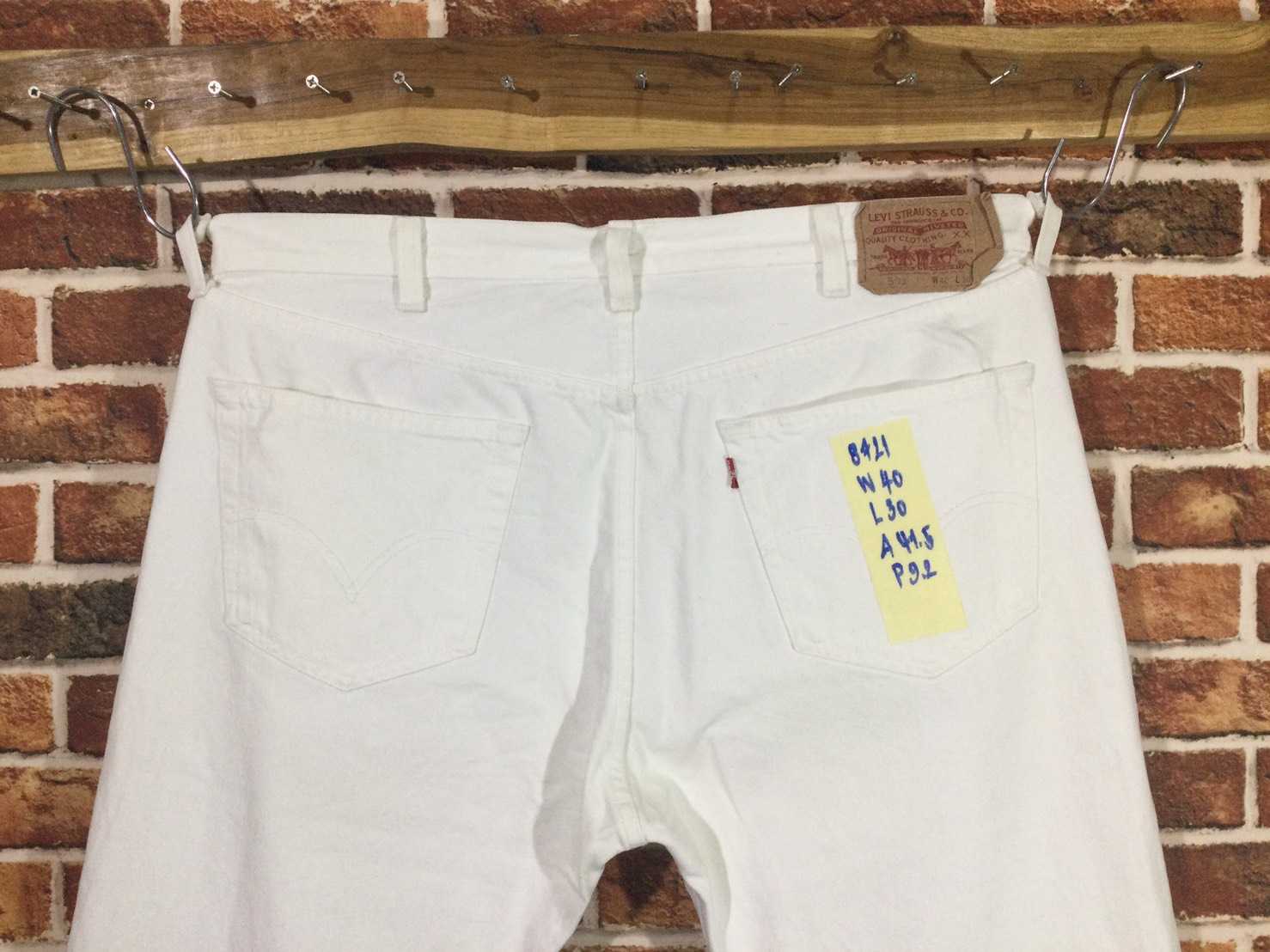 รหัส8721 Levi's501(สีขาว) (ตรงป้าย)  Made inMexico เลขกระดุม4093 วัดจริง เอว40