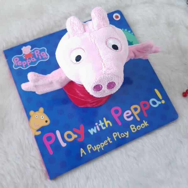 [หนังสือ เด็ก] Peppa Pig: Play with Peppa Hand Puppet Book #พร้อมส่ง #หมอรวงข้าว #หุ่นมือ #้handp...
