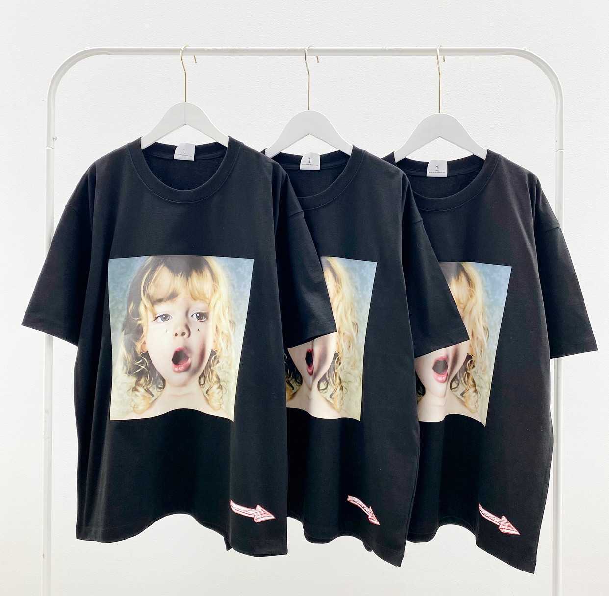 ADLV BABY FACE JEWELRY T-SHIRT ( BLACK)