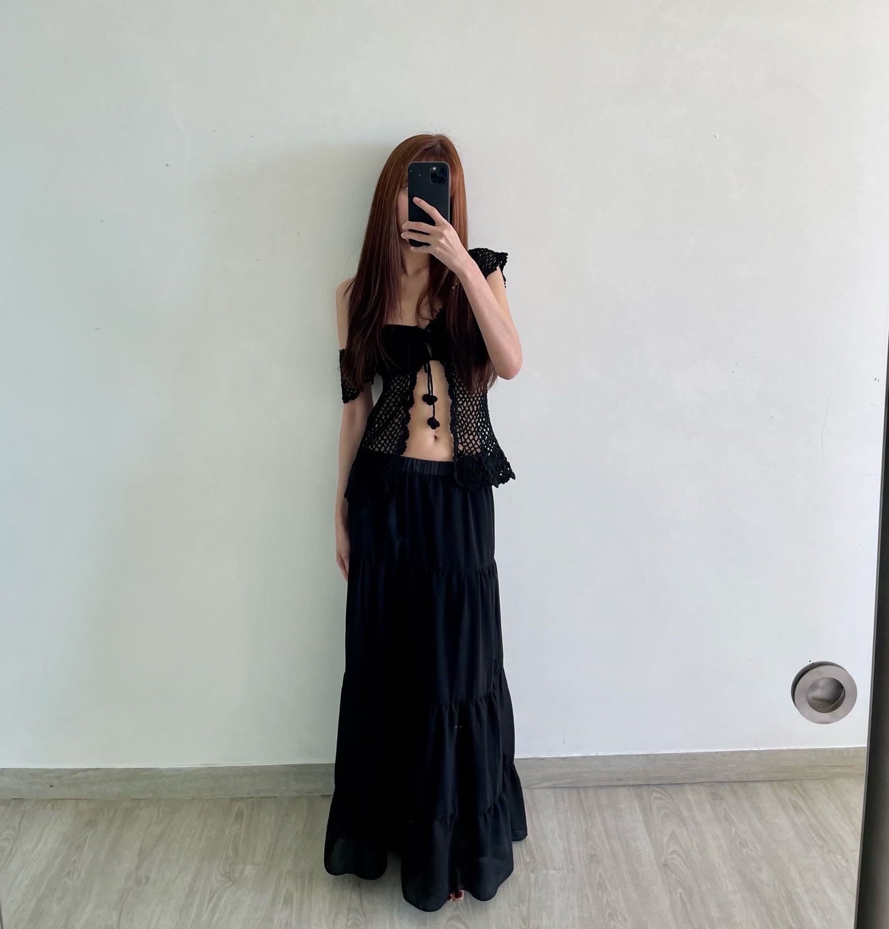 🎀 Mallorca Vintage Maxi Skirt in Black (ไม่ผ่าน QC / ขอบยางยืดในตัวผ้าชีฟองดำ เป็นสีขาว)