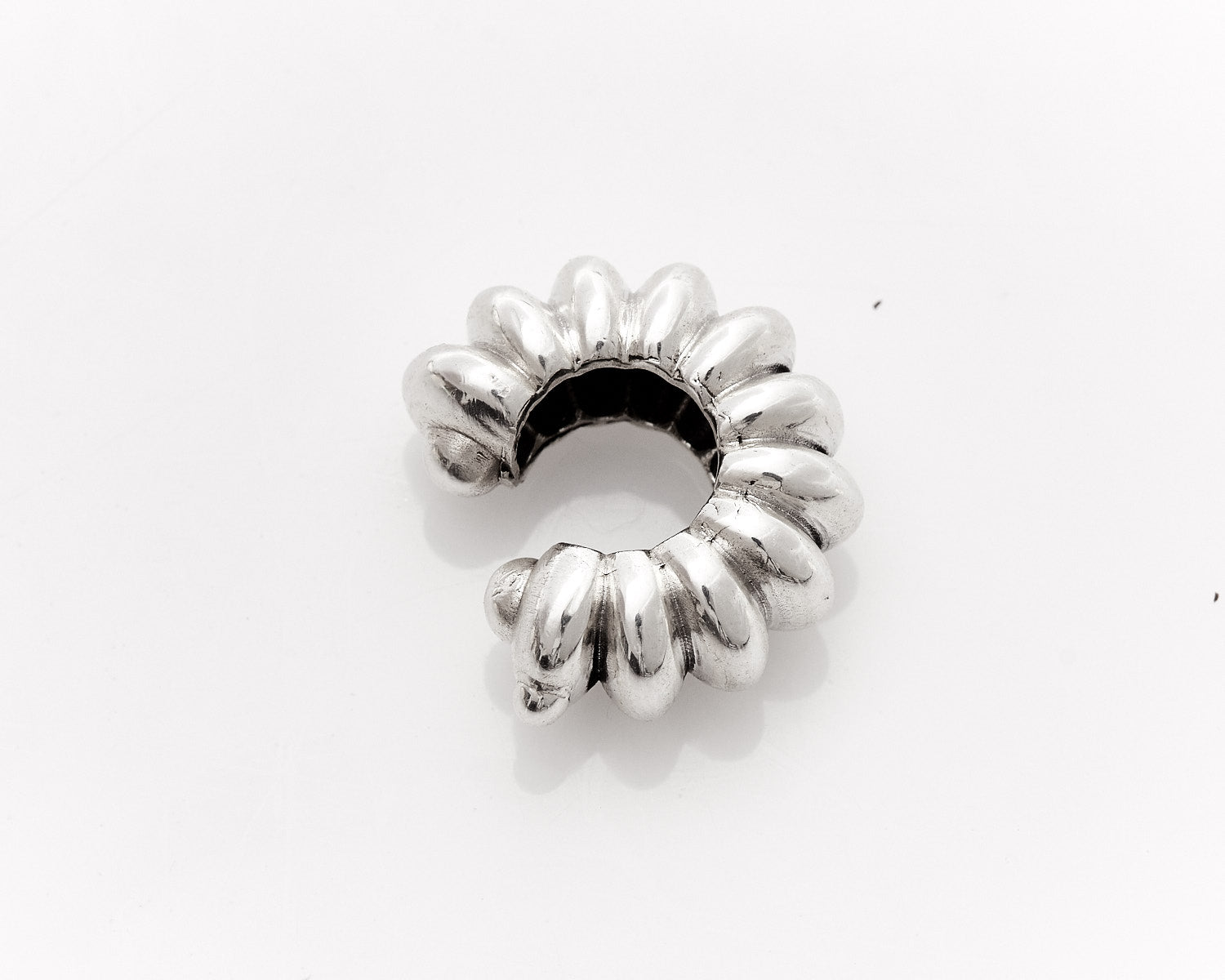OA PLEATE EARCUFF