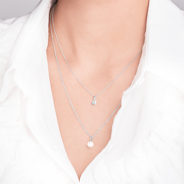 Round Diamond  Charm (medium)