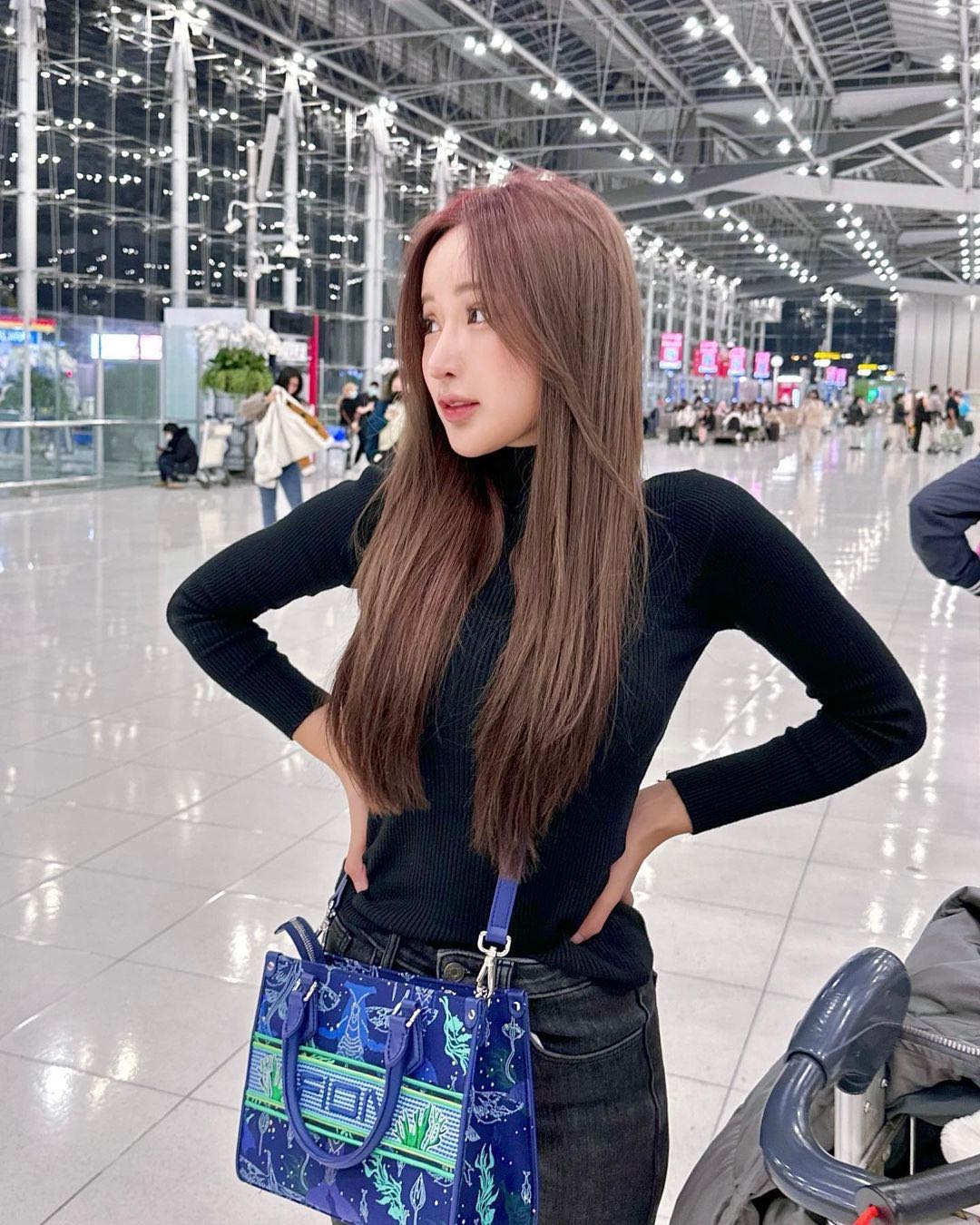 Slim sweater ไหมพรมเนื้อบาง