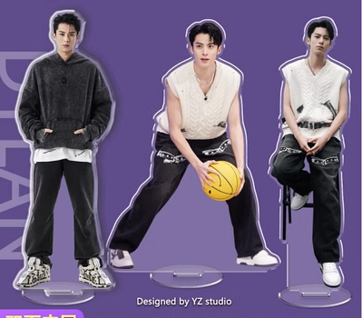 Pre-Order | สแตนดี้อะคริลิค หวังเหอตี้