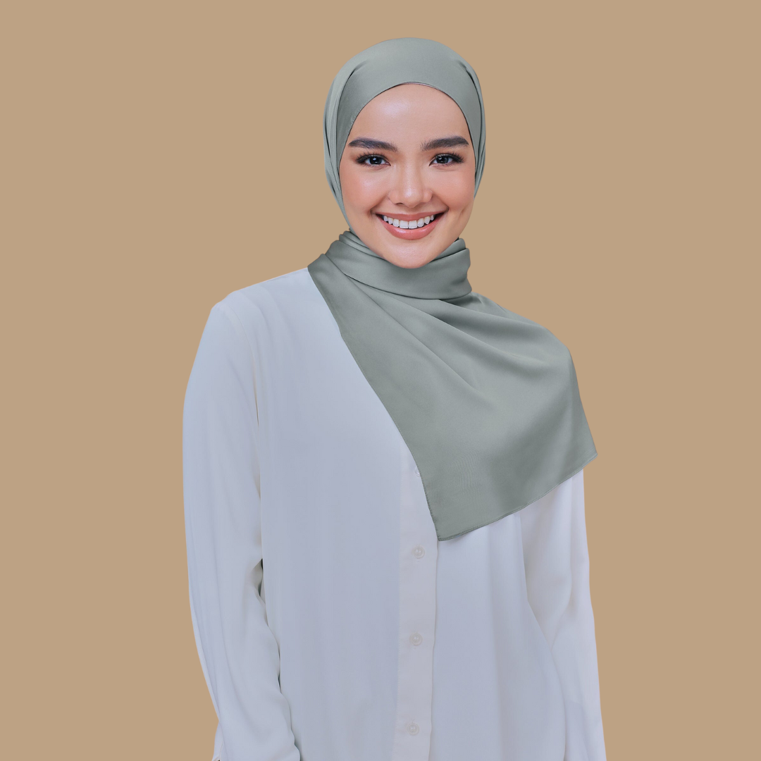 Noele Premium Shawl in Steel Grey