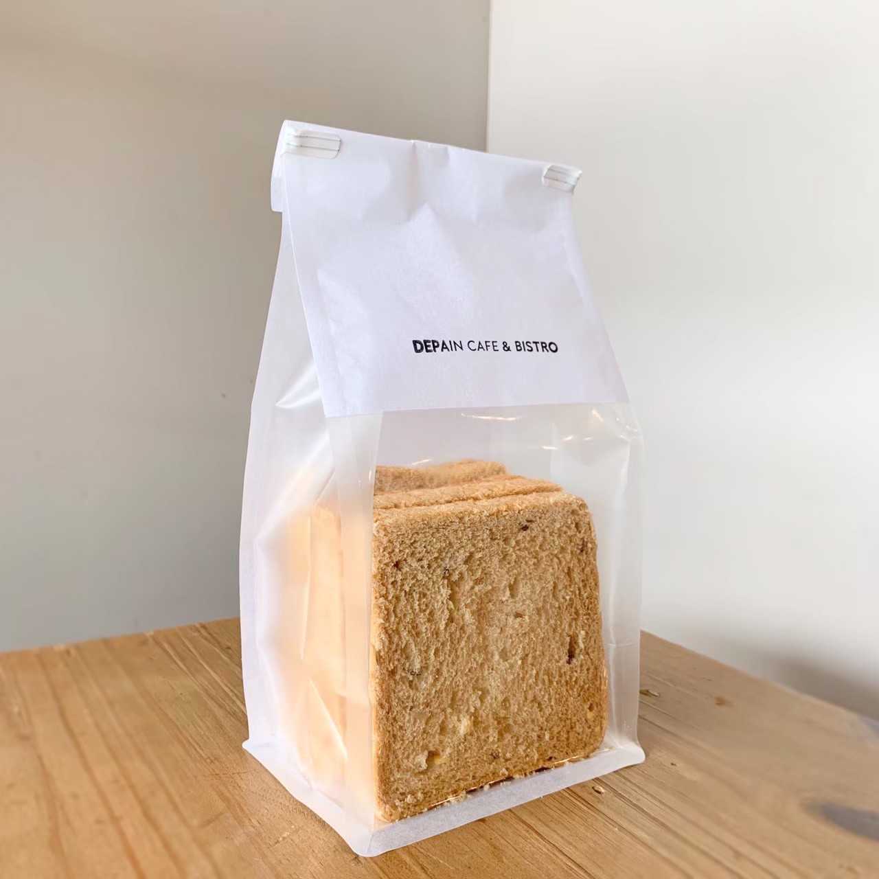 ขนมปังซีเรียลธัญพืช12ชนิด 235G /4SLICE