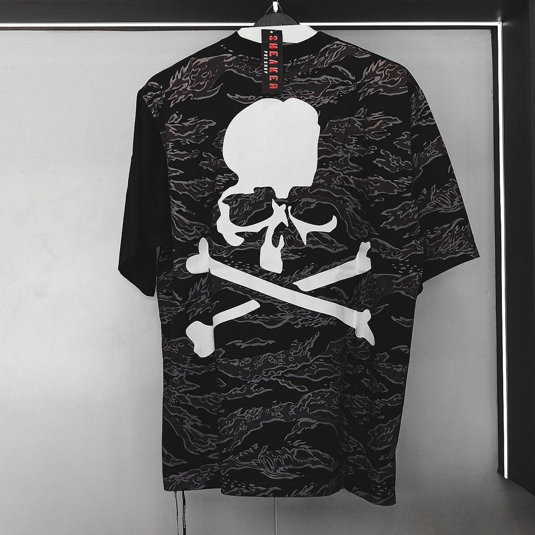 Mastermind World x Phenomenon Tiger Camo on Skull Tee Black | LINE