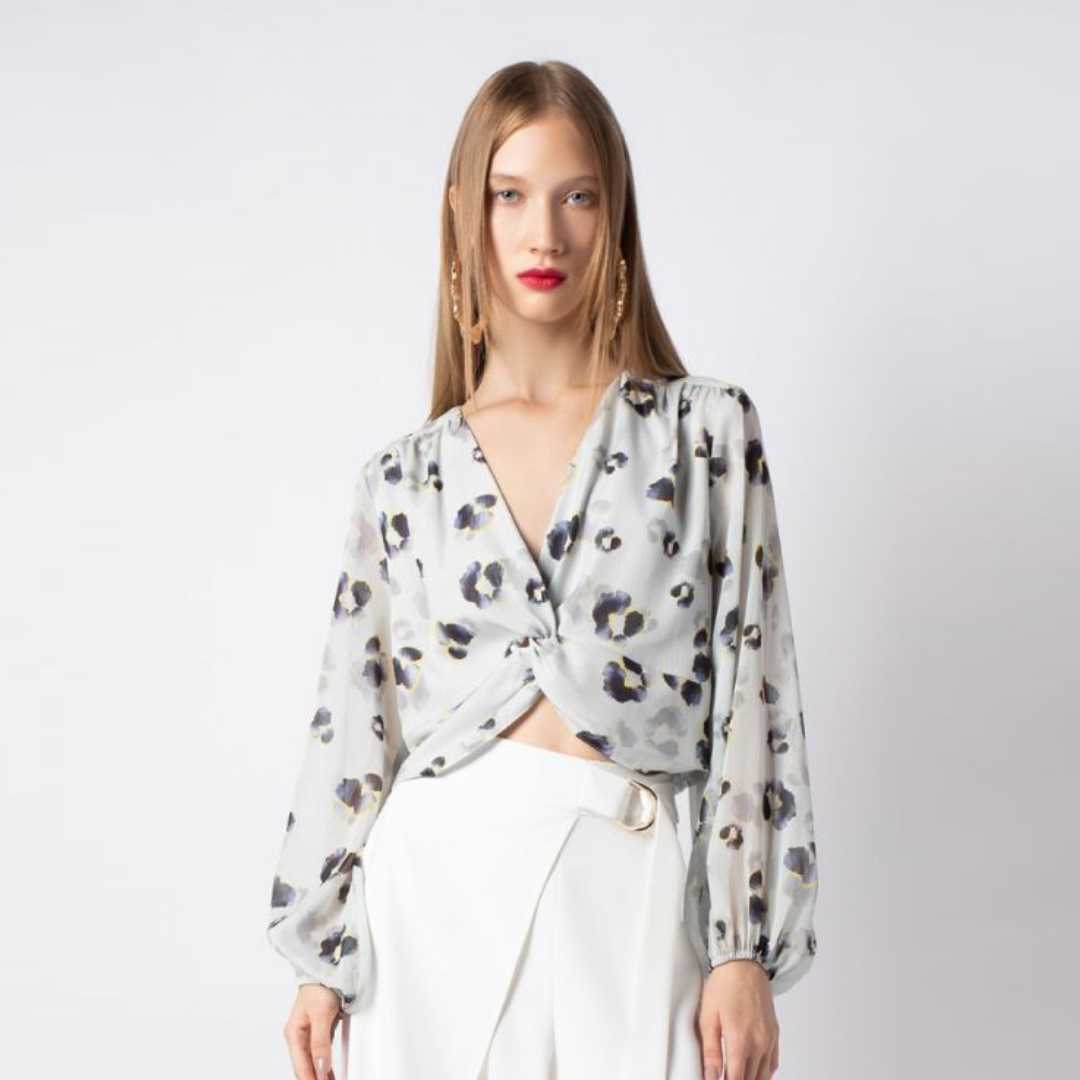 เสื้อเบลาส์ชีฟองลายแอ็บสแตรก | Abstract Print Chiffon Blouse | 06072