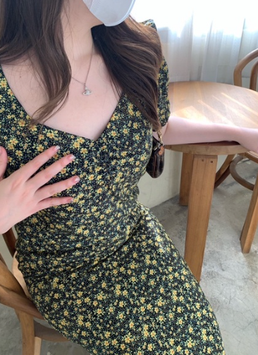 CurveG Zizi Dress เดรสซีซี่